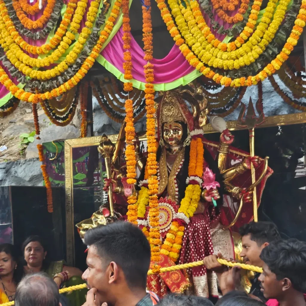 Maa Vaishnodevi Temple Nayagarh