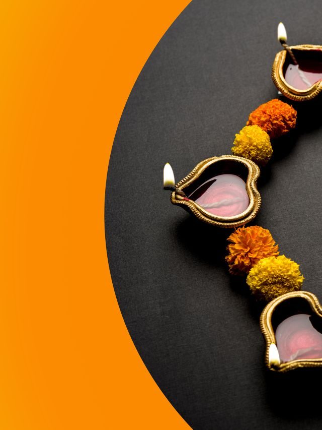 How Deepawali is celebrated ?