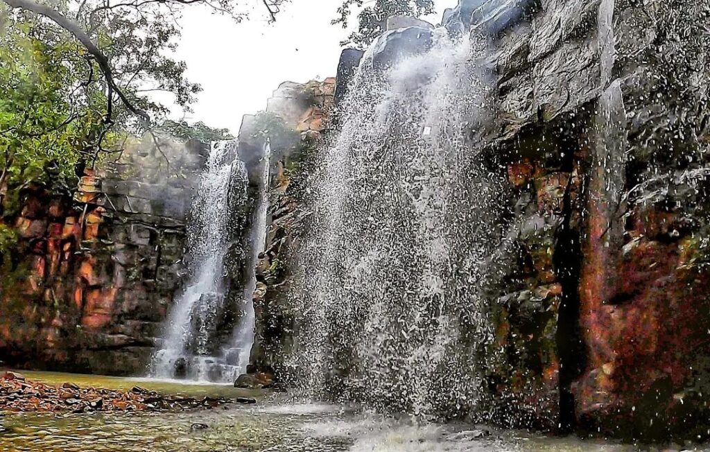 Aapkhol Waterfall