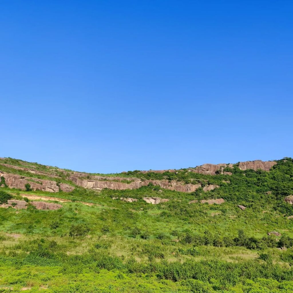 Pandava Bakhara is believed to be the cave where the Pandavas resided during their exile.